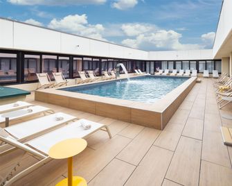 Best Western Hotel Garda - Verona - Pool