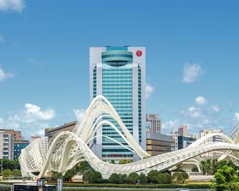 Ramada Plaza by Wyndham Optics Valley Hotel Wuhan Wuchang - Wuhan - Bâtiment