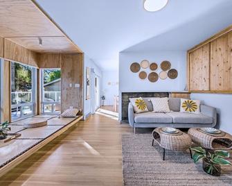 Three-Tree Villa-Central Location - Vancouver - Sala de estar