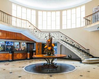 Bulawayo Rainbow Hotel - Bulawayo - Lobby