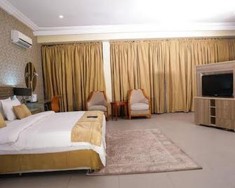 Crystal Suites - Akure - Bedroom