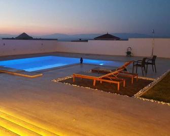 Exclusive villa in Tangier, sea views, private pool and beach access - Ksar es Sghir - Pool