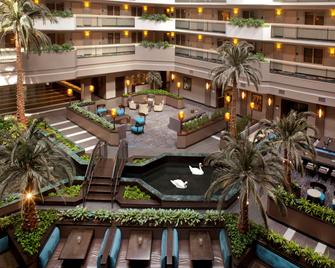 Embassy Suites by Hilton Houston Near the Galleria - Houston - Lobby