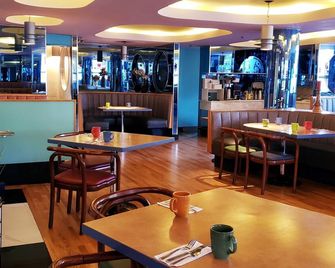 James Bay Inn Hotel, Suites & Cottage - Victoria - Restaurant