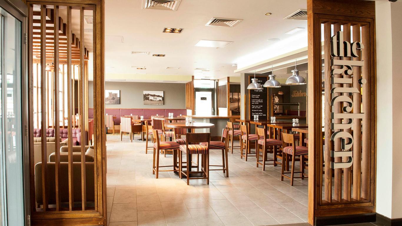 Premier Inn Dudley Town Centre