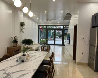 Halong & Me Hometel Double Room - Ha Long - Dining room