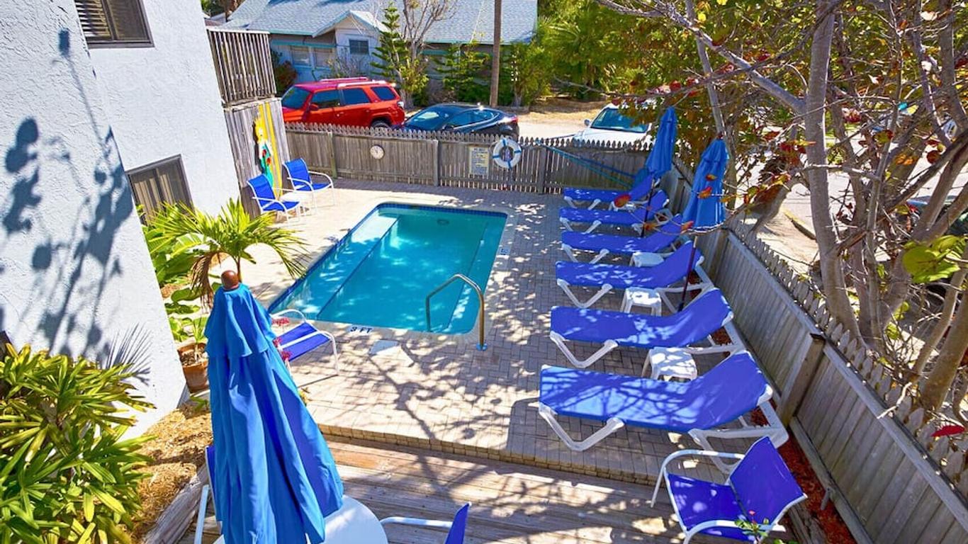 Sabal Palms Inn