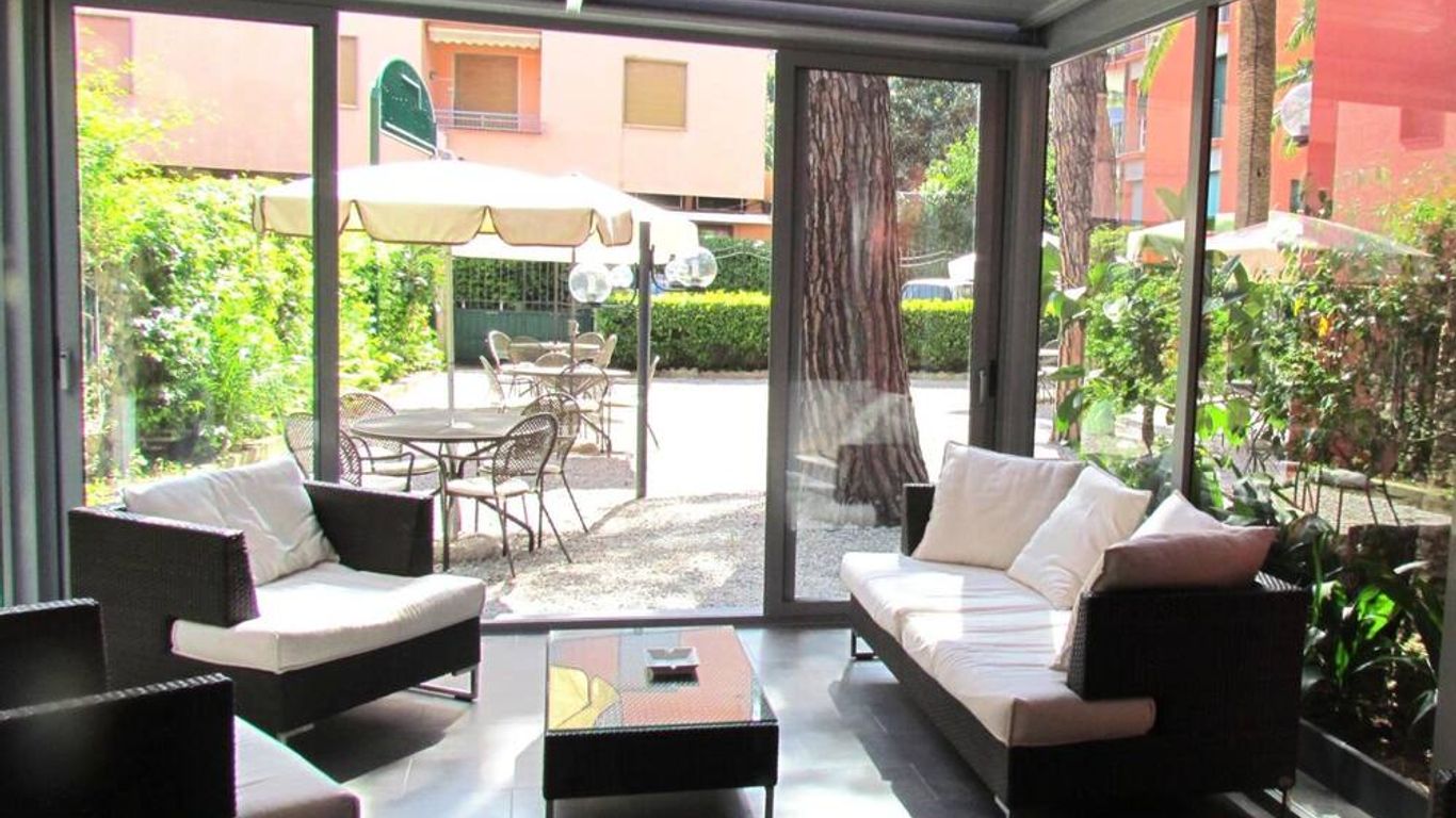 بالم 4 ستارس ريزورت إن مونتيروسو