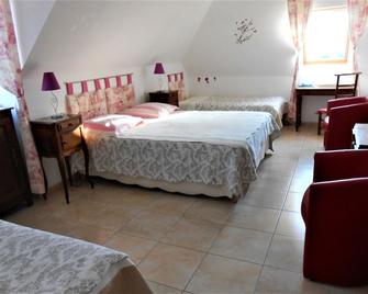 Chambres d'hôtes Le Petit Châtelet - Hirel - Schlafzimmer