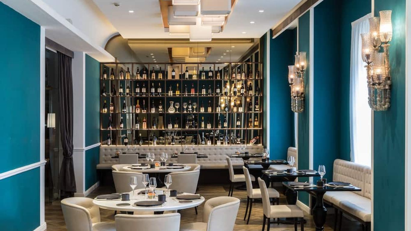 Plaza Hotel Lucchesi