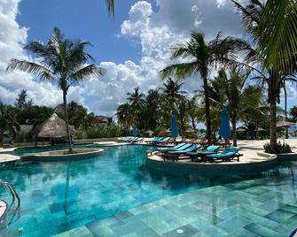 Turkuaz Beach Zanzibar - Kiwengwa - Zwembad