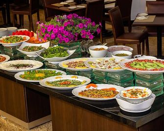 Hotel Shelton - Serra Negra - Buffet
