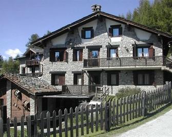 Hotel Notre Maison - Saint-Pierre - Будівля
