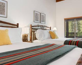 Suite Meadow @cn Lodge# 7 - Springville - Sypialnia