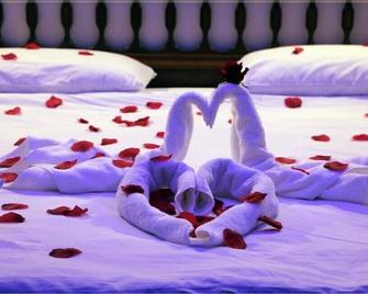 rebetika hotel located secuk near ephesus (Quadraple Sharing) - Selçuk - Bedroom