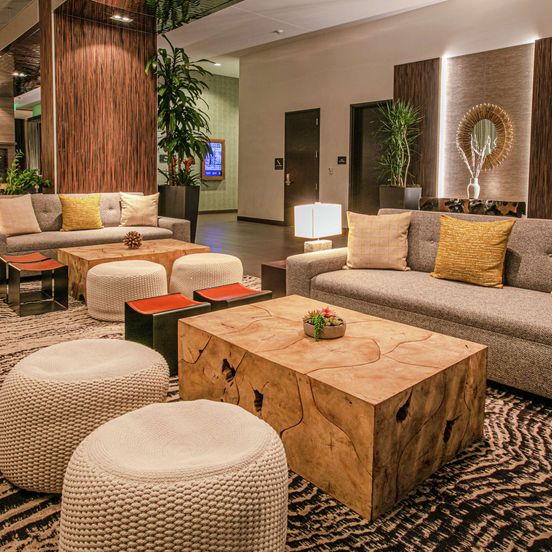 Lobby view of Hilton Garden Inn Seattle Downtown