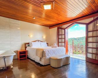 Hotel Nacional Inn Campos do Jordão - Campos do Jordão - Habitación
