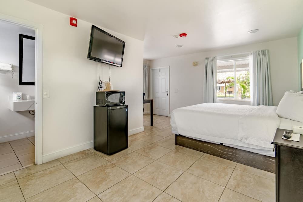 Everglades City Motel - Ada King Motel Room - Everglades - Camera da letto