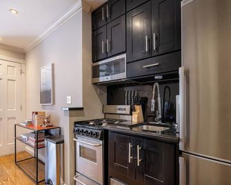 Cozy Three Bedroom on Little Italys Mulberry Street! - ניו יורק - מטבח