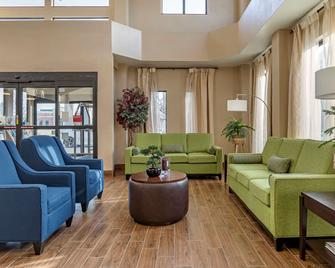 Comfort Suites Auburn Hills-Detroit - Оберн-Гіллс - Лоббі
