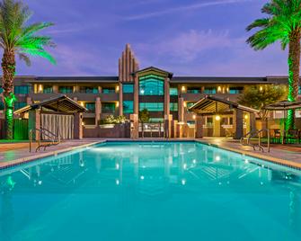 Best Western Plus Sundial - Scottsdale - Pool