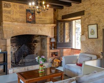 Maison Linol - Beynac-et-Cazenac - Living room