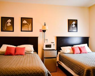 The Whitetail Inn and Suites- Lincoln - Lincoln - Bedroom