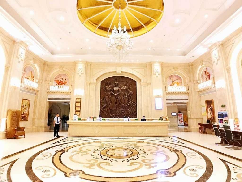 Vienna International Hotel Guilin Wanda Plaza - גילין - לובי