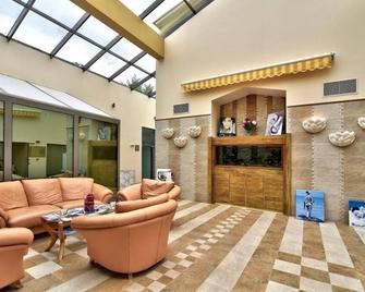 Les Magnolias Hotel - Primorsko - Lobby