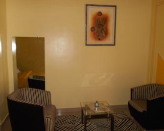 Hotel Ayenou - Yamoussoukro - Living room
