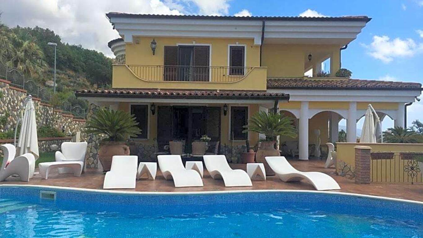 Villa Fontana Saia