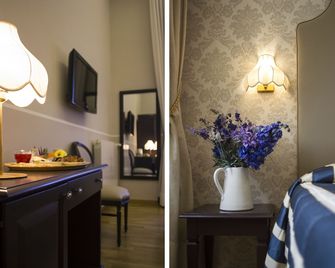 Hotel Navy - Livorno - Slaapkamer