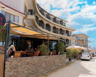 Plaja 33 - Vama Veche - Building