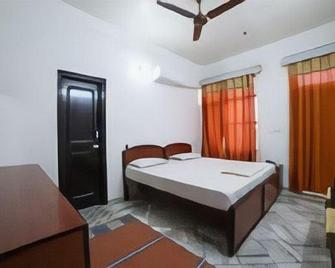 Hotel Pritam Palace - Hisar - Bedroom