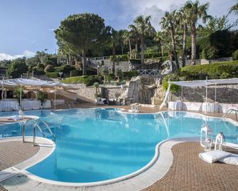Villa al Rifugio - Cava de' Tirreni - Piscina