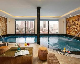 Luxe Paradise Suites Dich Vong Hau - Hanói - Piscina