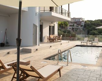 Hello Village Chania - Darátsos - Gebouw
