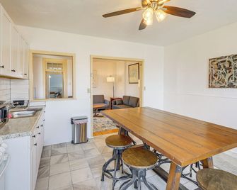 1 Mi to Dtwn: Apartment in Schenectady - Schenectady - Dining room