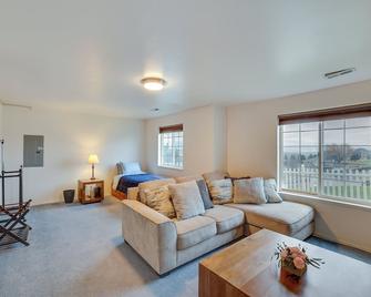 6 Mi to Dtwn Lewiston: Quiet Home w/ Views - Clarkston - Sala de estar