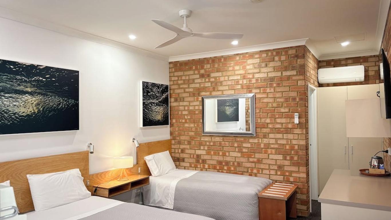 إيدج أوف ذا فوريست