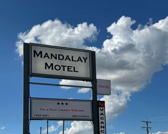 Mandalay Motel - Roma