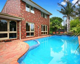 Frankston Guesthouse - Frankston - Pool