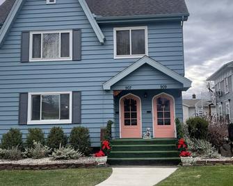 Comfy Flat with Old World Charm in the city - Jackson - Building