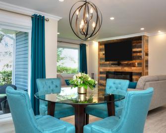Royal Inn & Suites - Happy Valley-Goose Bay - Dining room