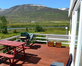 Höfði Cottages - Dalvík - Balcón
