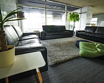 The Phat Packers-Hostel - אוטארי - לובי