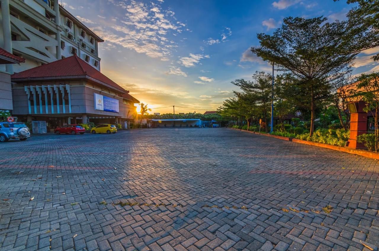 Graha Widya Bhakti At Stiesia Surabaya thumbnail 3