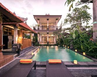 Griya Private Villa - Ubud - Pool