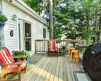 Whip O Will Beach House On Sabbathday Lake With In Law Studio Apartment - New Gloucester - Patio
