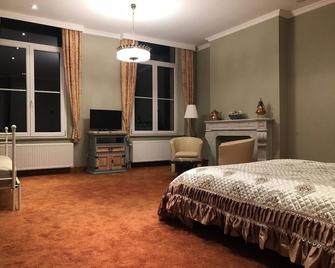 Kasteel B&B Sint-Bartel - Geraardsbergen - Schlafzimmer